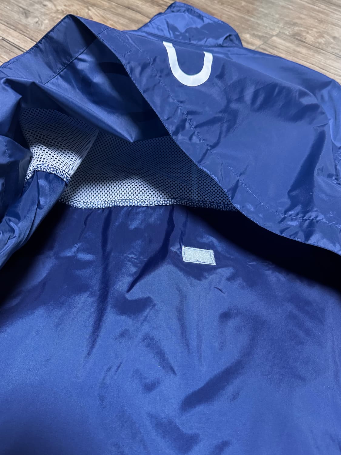 미즈노 대학교 프린팅 네이비 바람막이 자켓 상품이미지4