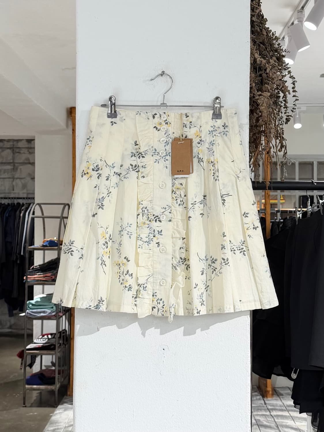 아페쎄 아이보리 플로럴 플리츠 프릴 미니 스커트 상품이미지1
