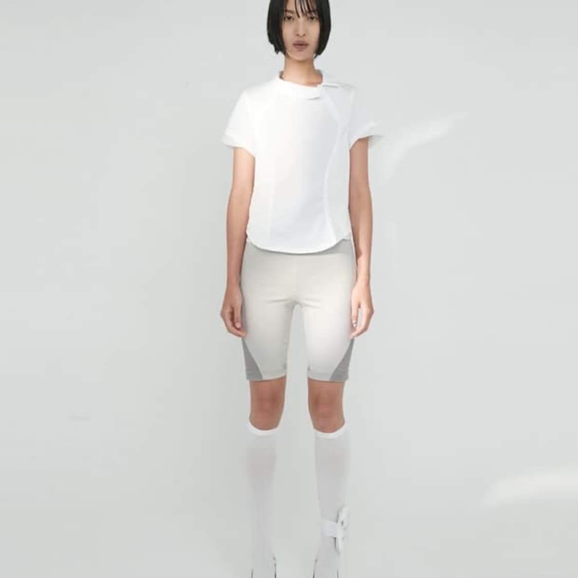 오호스 사이드넥 카라티 화이트 상품이미지2