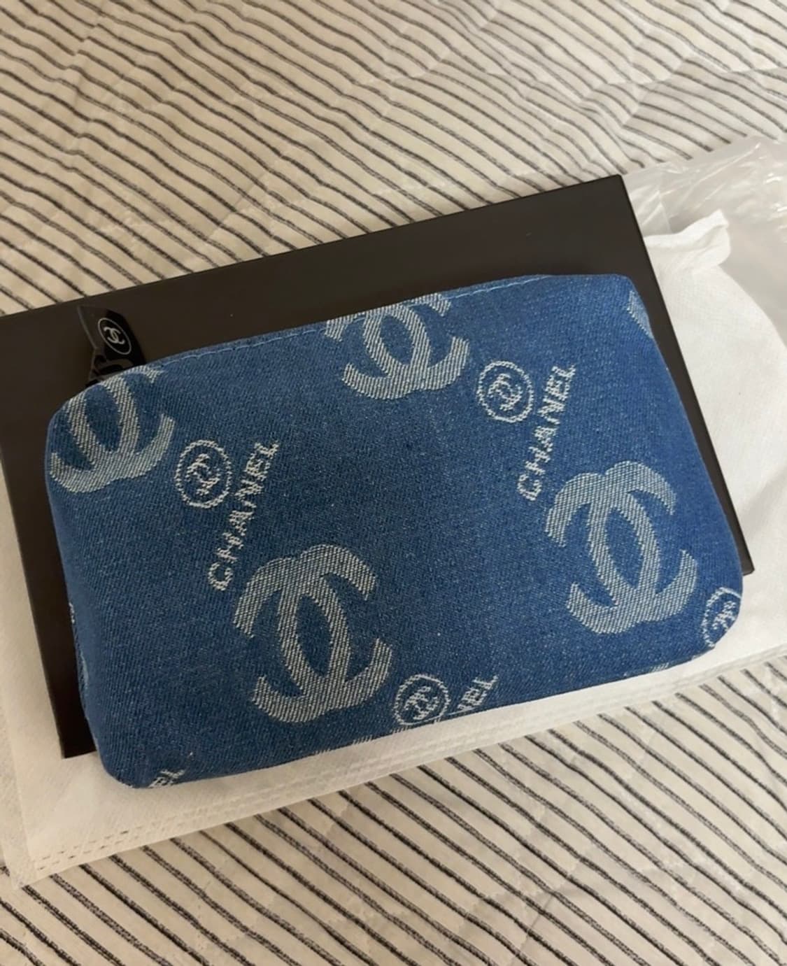 샤넬 데님 파우치 상품이미지3