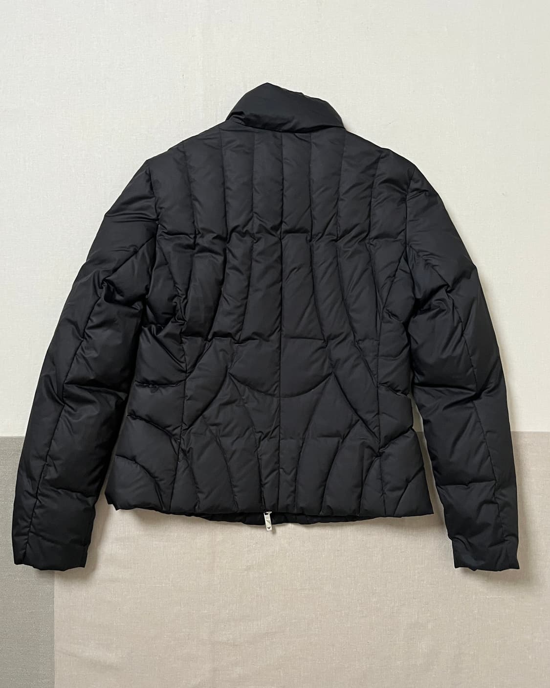 알마니 커브 퀼팅자켓 emporio armani puffer 패딩 상품이미지2