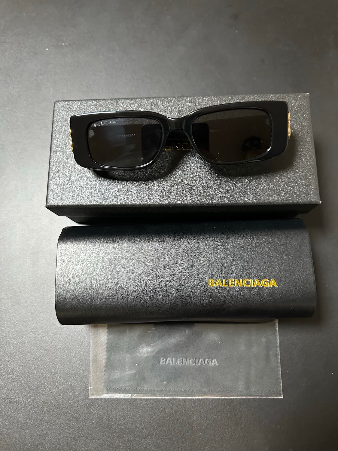 발렌시아가 BB로고 선글라스 상품이미지8