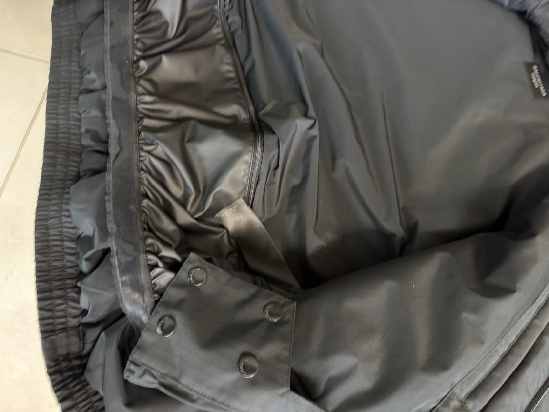 정품 발렌시아가 스키웨어 스키파카 블랙 44size 상품이미지7