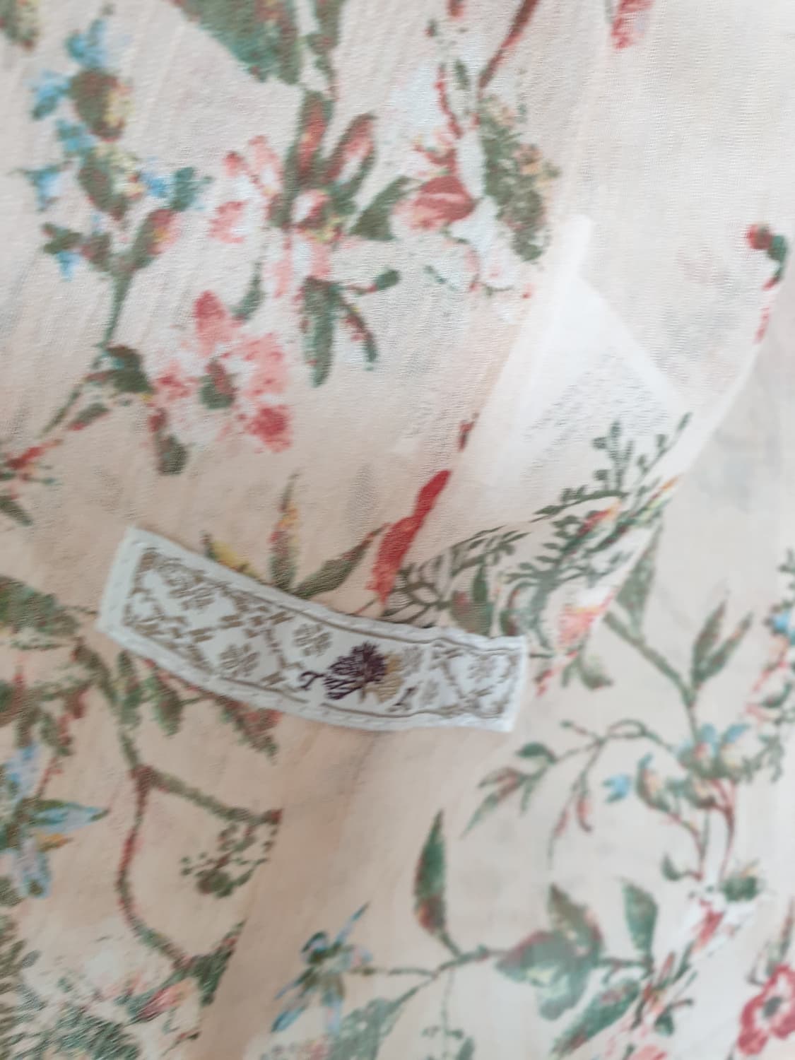 써스데이아일랜드 블라우스 상품이미지4