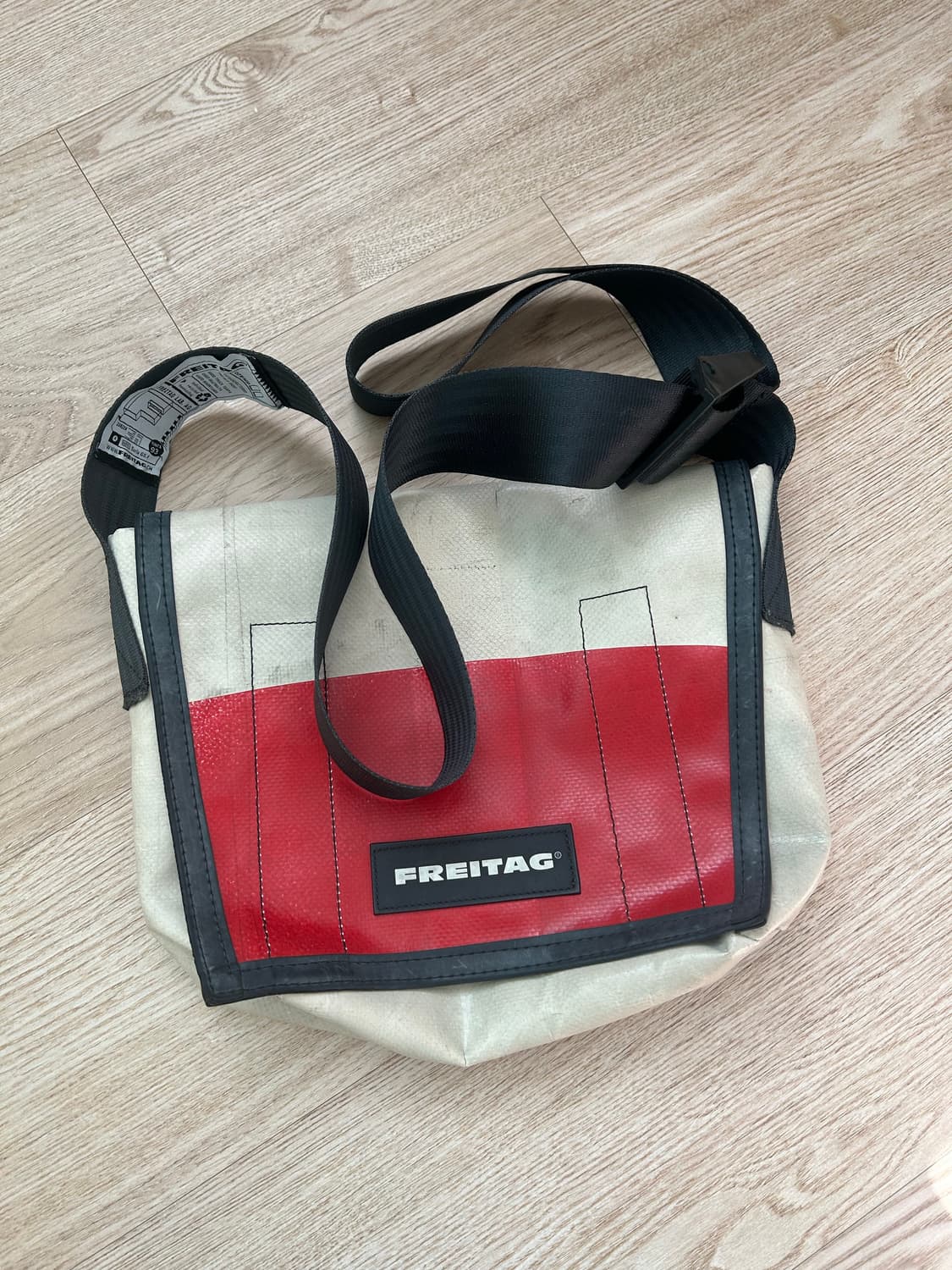 프라이탁 라씨  상품이미지1