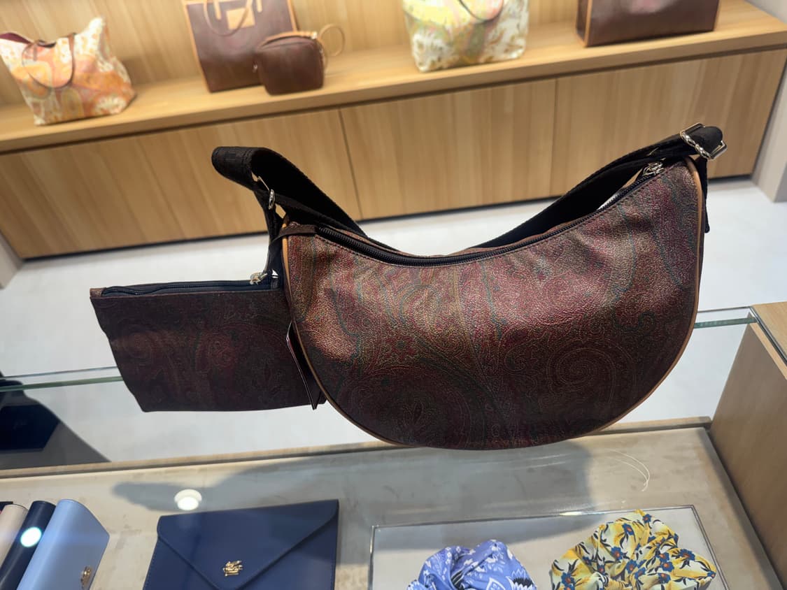 에트로 반달 크로스백 새상품 상품이미지3