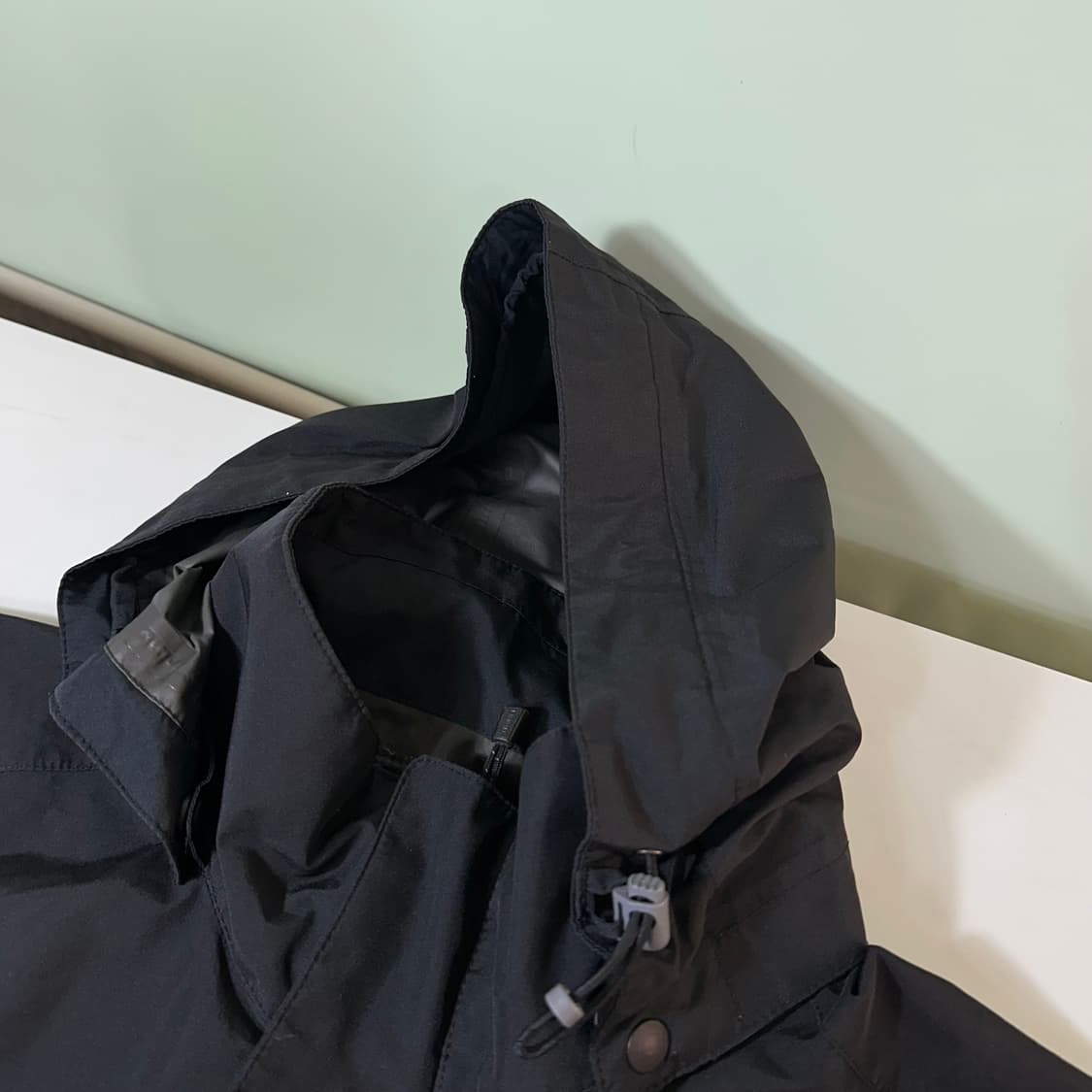 M 100 팀버랜드 아웃도어 블랙 후디탈부착 바람막이 자켓 상품이미지5