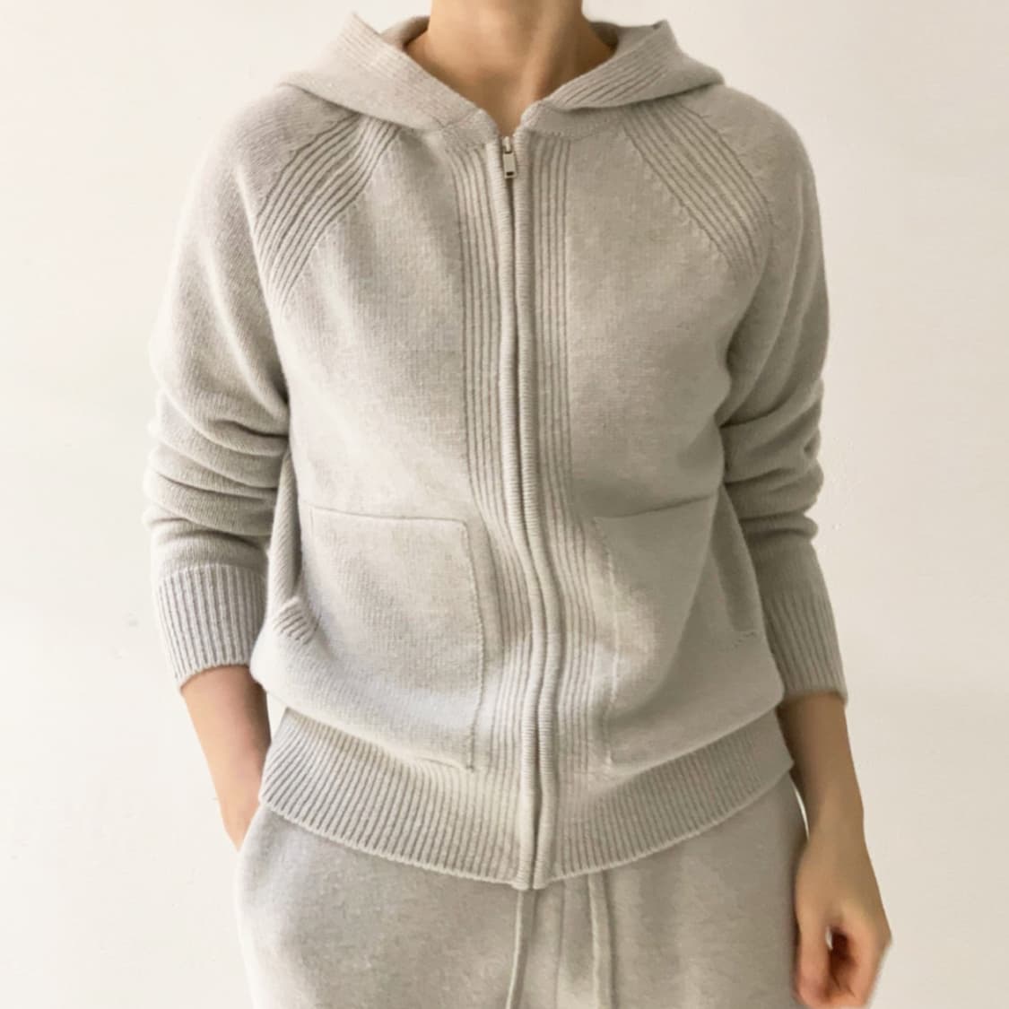 돌체비타(DOLCEVITTA) 캐시울 로로후드집업가디건 55-66 새상품 상품이미지1