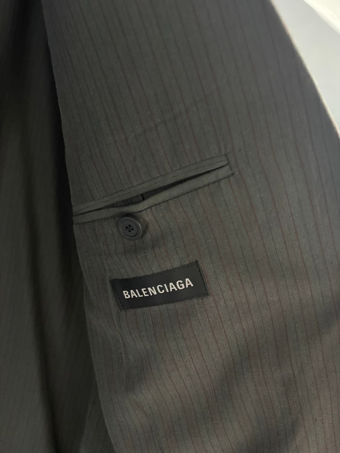 발렌시아가 패치로고 워시드 블레이저 재킷 그레이 44 상품이미지4