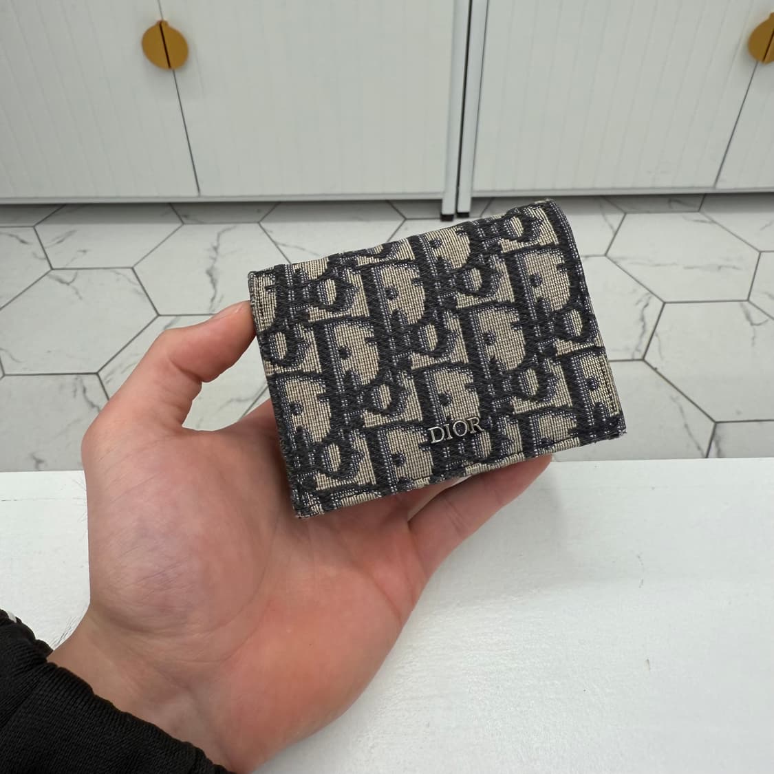 디올 오블리크 비즈니스 중지갑 상품이미지1