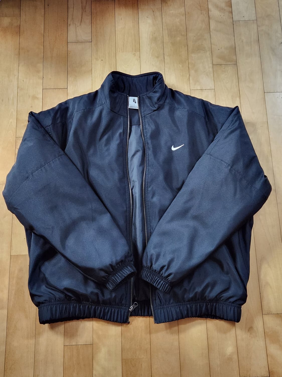 나이키 NRG 솔로 스우시 사틴 봄버 자켓 블랙 - 아시아 상품이미지2