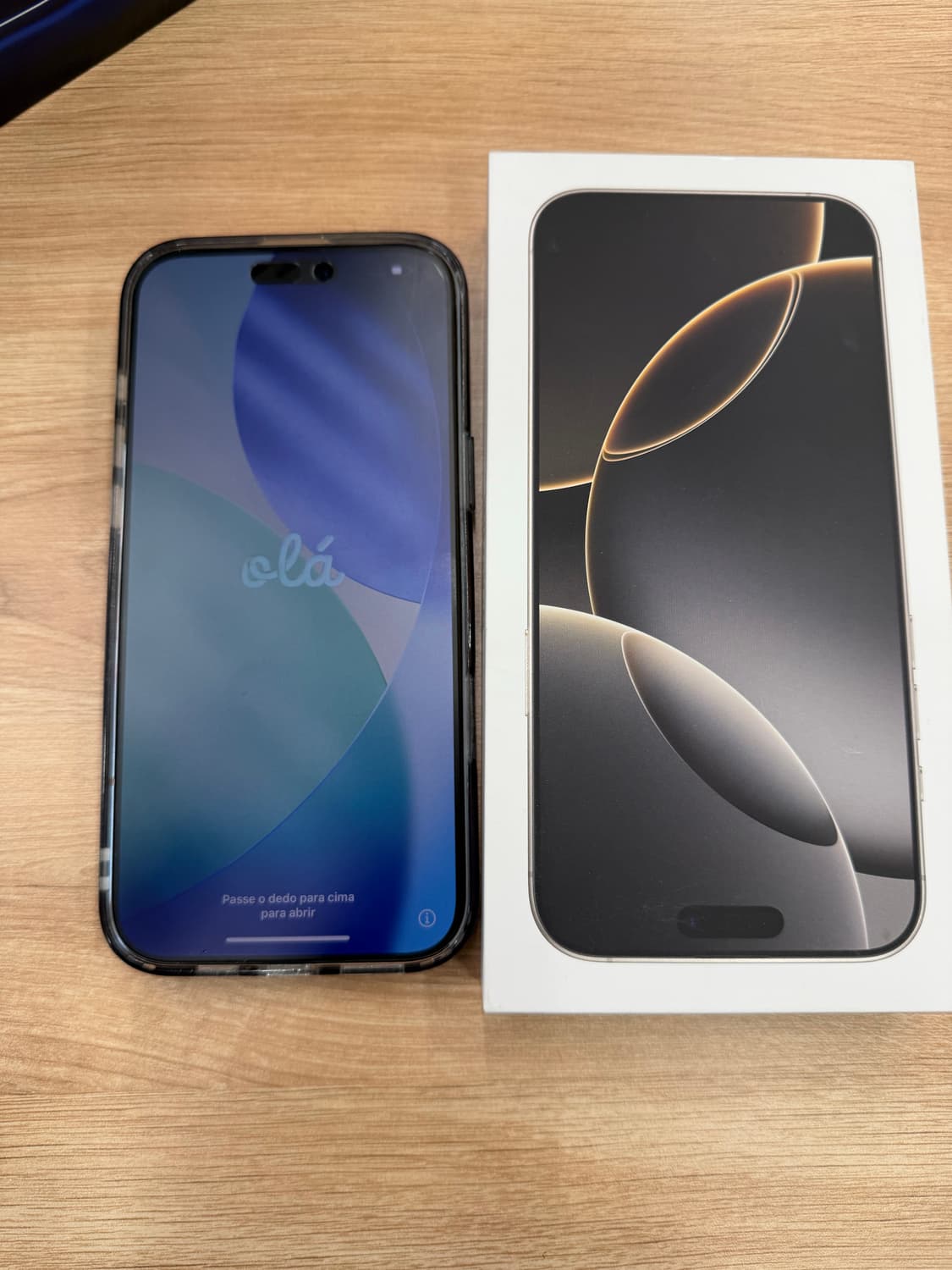 아이폰 16 Pro Max 256GB 네츄럴티타늄 상품이미지1
