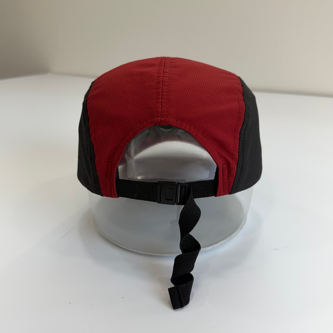 Arcteryx 아크테릭스 레드 블랙 메쉬 볼캡  상품이미지5