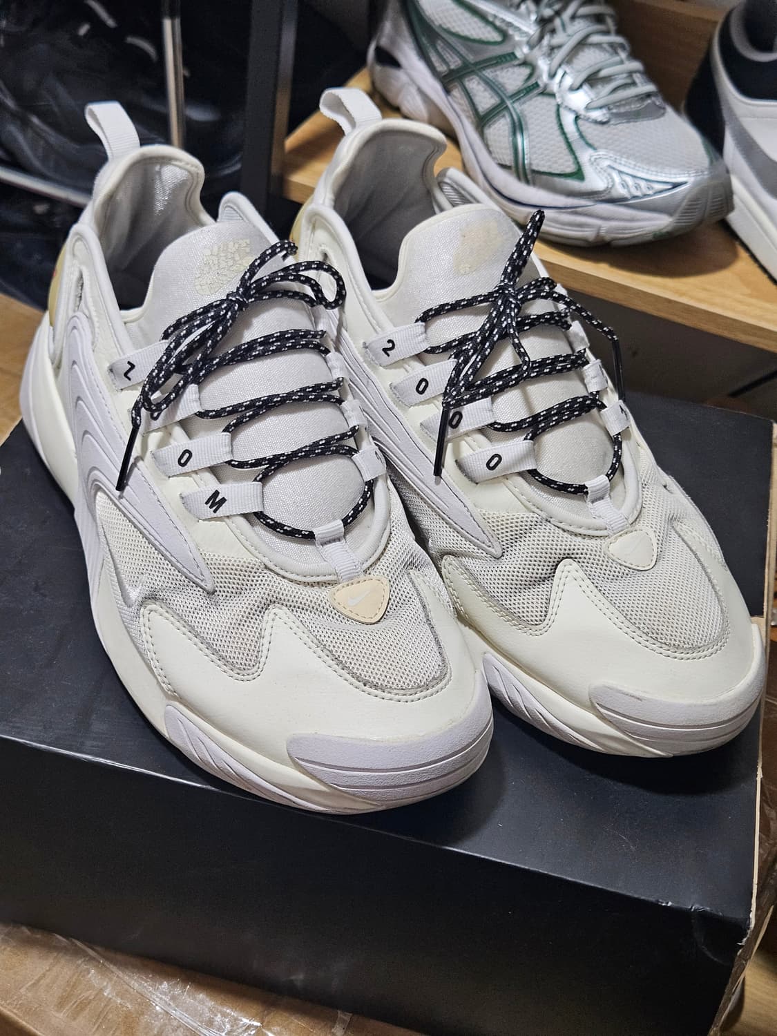 나이키 줌2k 280 운동화 상품이미지1