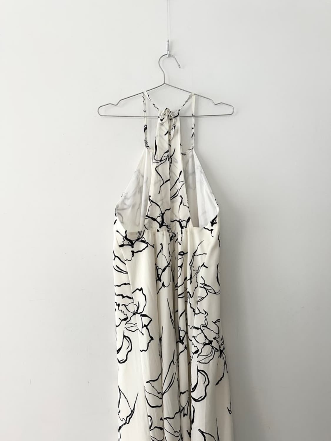 Flow pattern back halter ops 상품이미지3