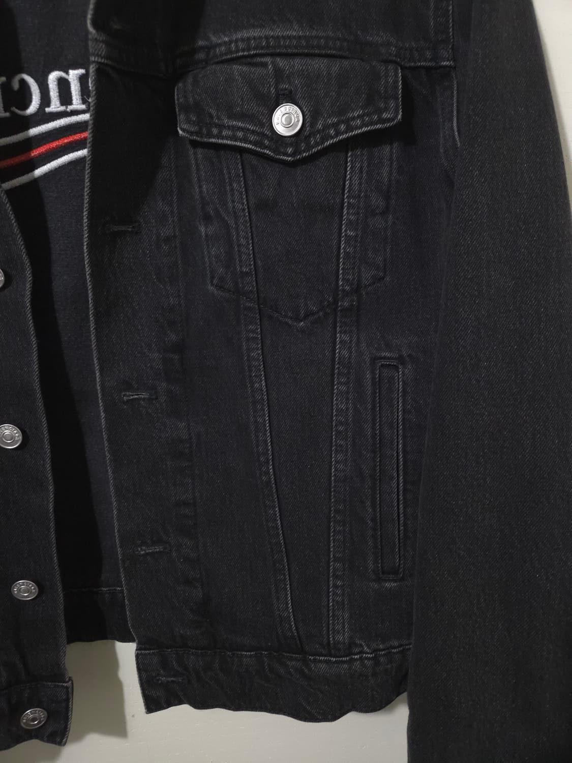 [새상품급] 발렌시아가 웨이브로고 데님 흑청자켓 상품이미지6