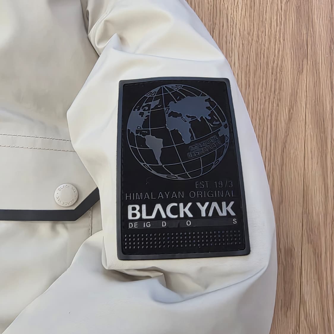 블랙야크 여성 엣지 다운 오리지널 고어텍스(최고급) 패딩 90 상품이미지5