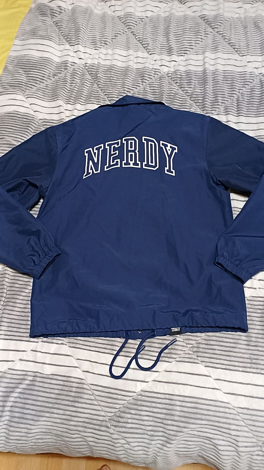 널디 춘추용바람막이 95 가슴55 기장69 상품이미지5