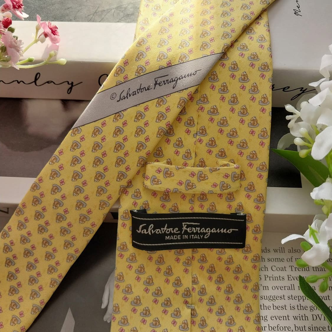 페라가모 실크 옐로우 넥타이 8cm A+등급 k1665
 상품이미지7