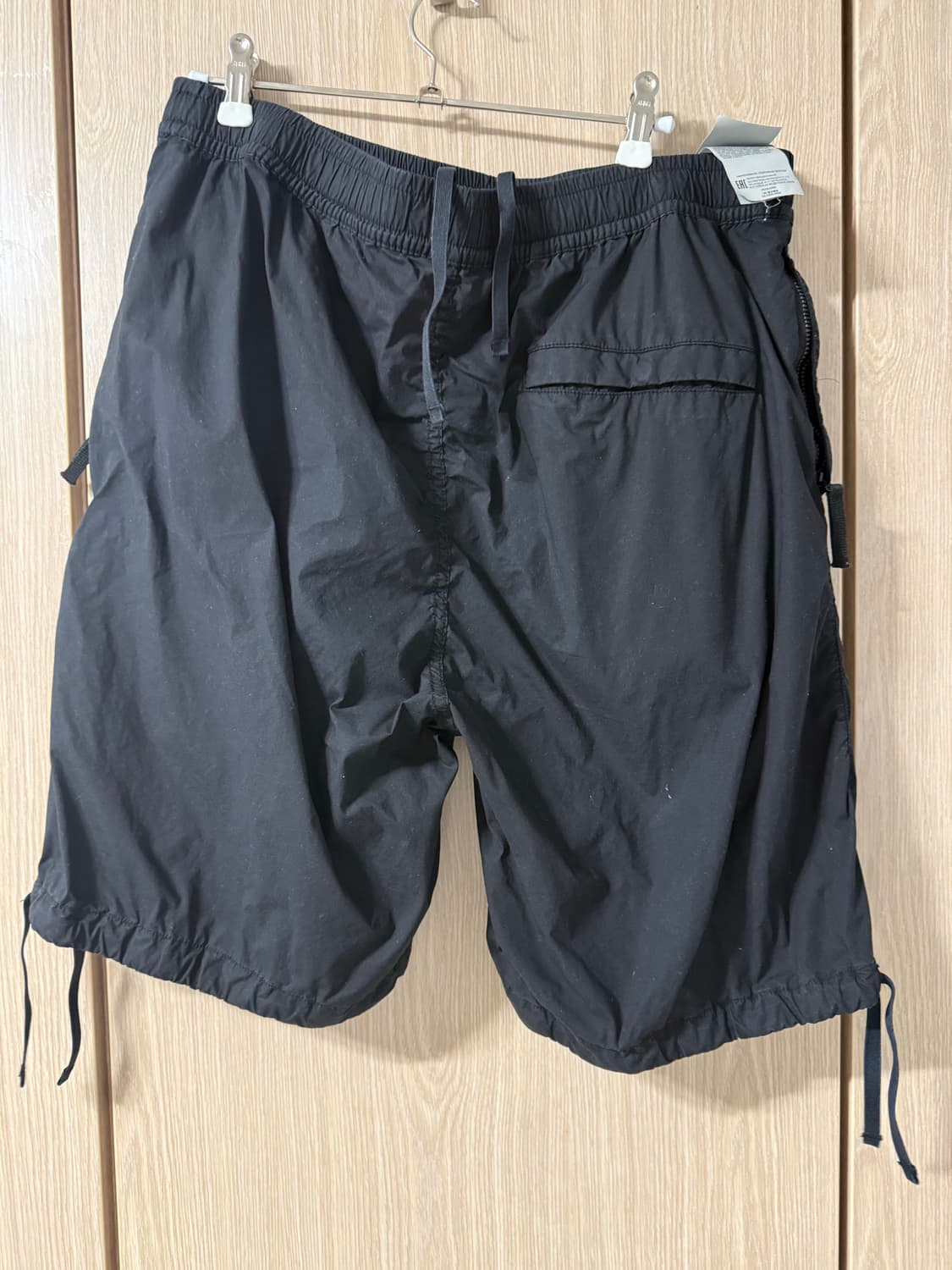 스톤아일랜드 블랙 카고 반바지 상품이미지2