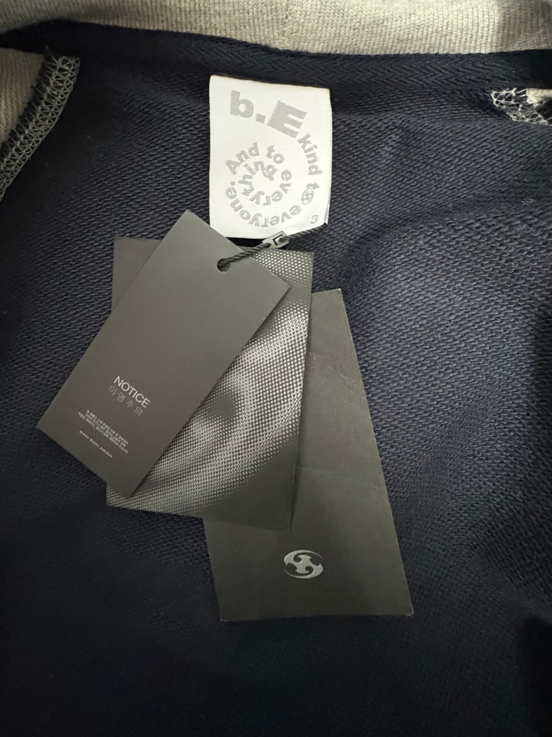 산산기어 X 뷰티풀 후드집업 새상품 상품이미지4