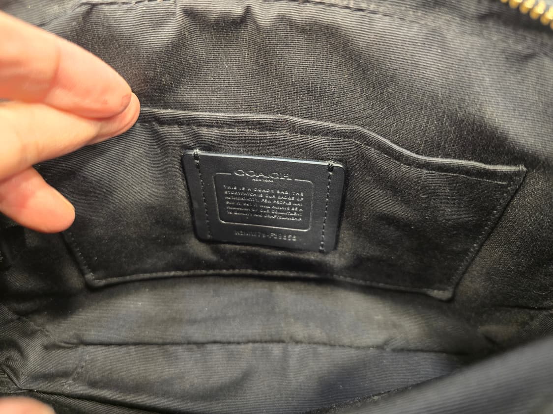 코치 제스 블랙 가죽 크로스백 가방 상품이미지10