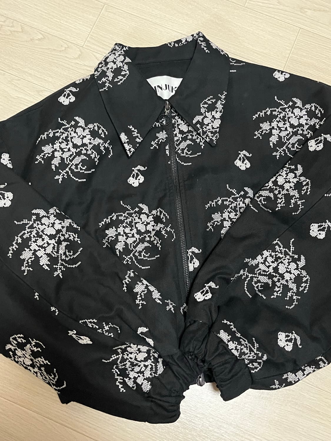 민주킴 자켓 판매 아이브 레이 착용 상품이미지2