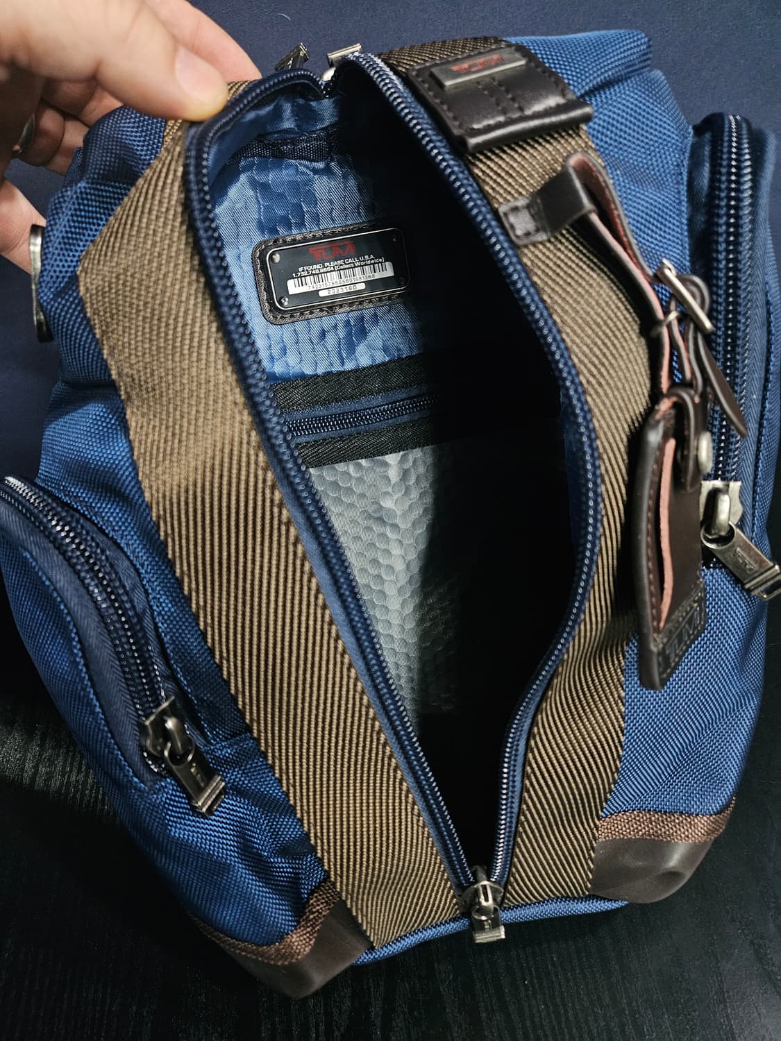 투미 다크블루 남성 메신저백  상품이미지10