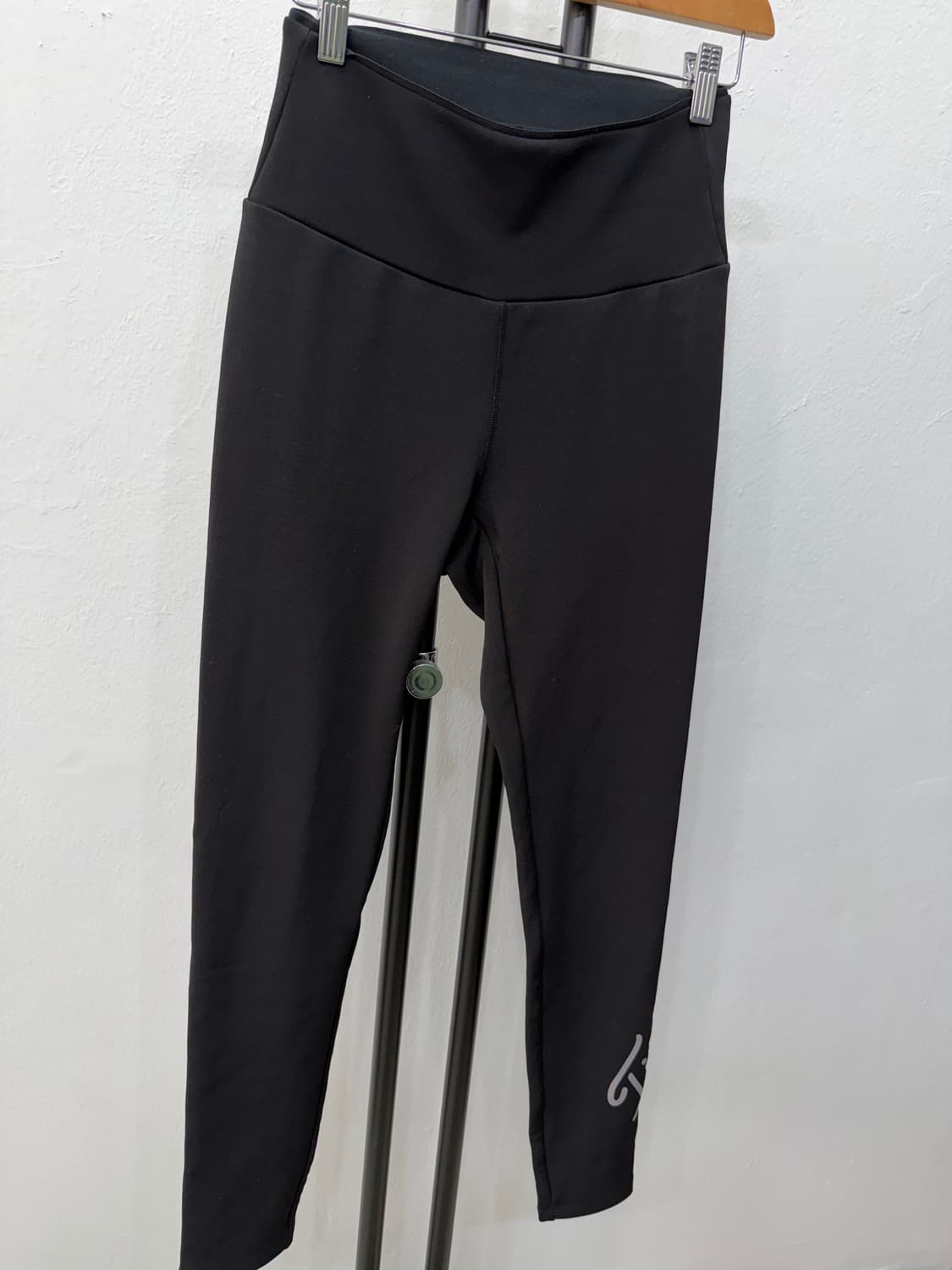 정품) 타이틀리스트 21ss 여성 기모 레깅스 9부 M 상품이미지2