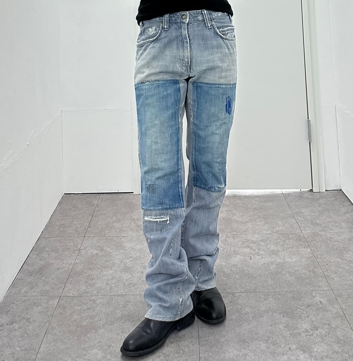 Denim Panel Distressed Pants 상품이미지3