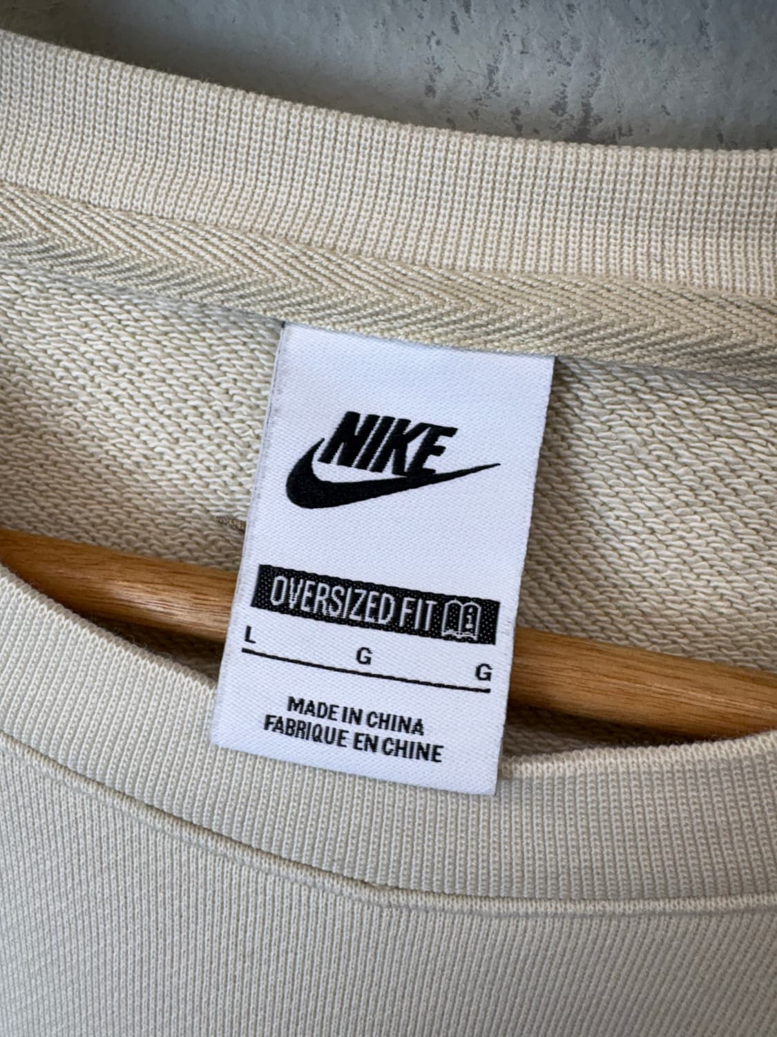 나이키 오버사이즈드 아이보리 맨투맨 상품이미지7