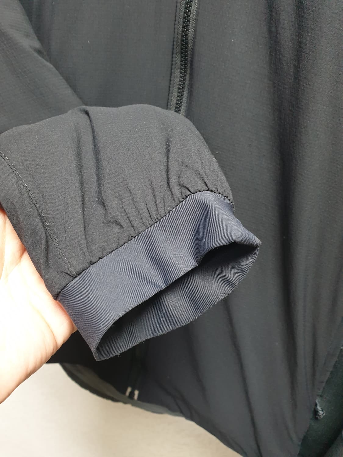 [s/정품] 아크테릭스 아톰lt후디 블랙 상품이미지5