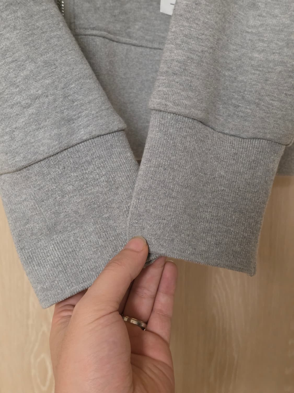 [1회외출] 톰브라운 사선완장 후드집업 4사이즈 상품이미지6