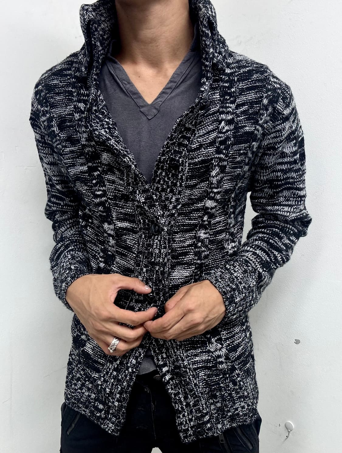 “Vintage” Y2K MoodBlack&Grey Cardigan 상품이미지7