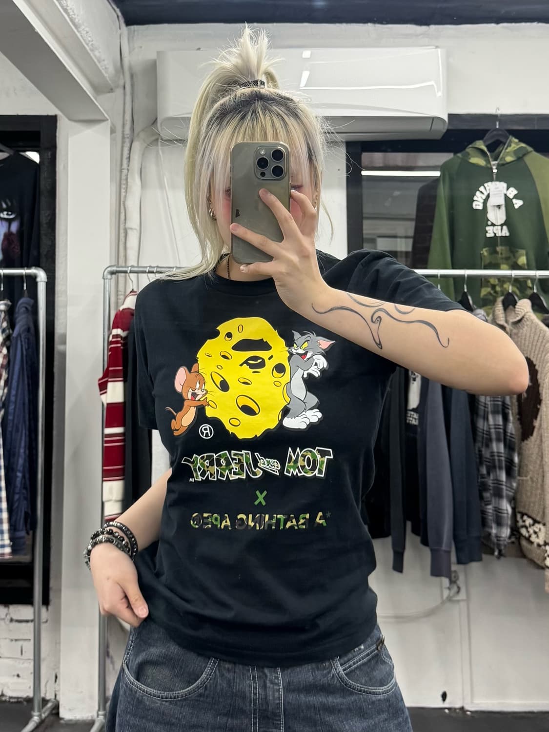 베이프 톰과제리 티셔츠 상품이미지2