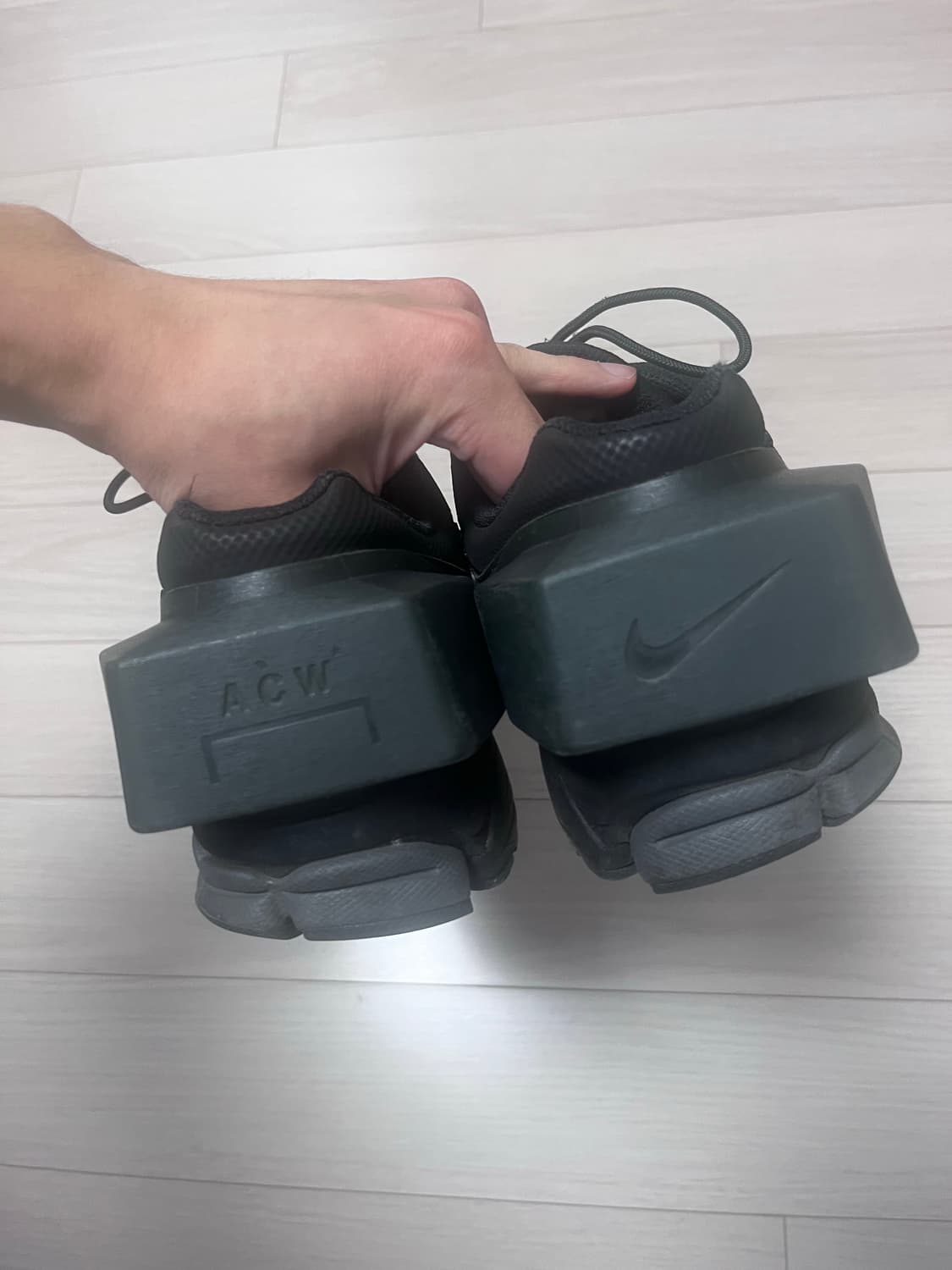 나이키 어콜드월 줌 보메로 블랙 상품이미지3