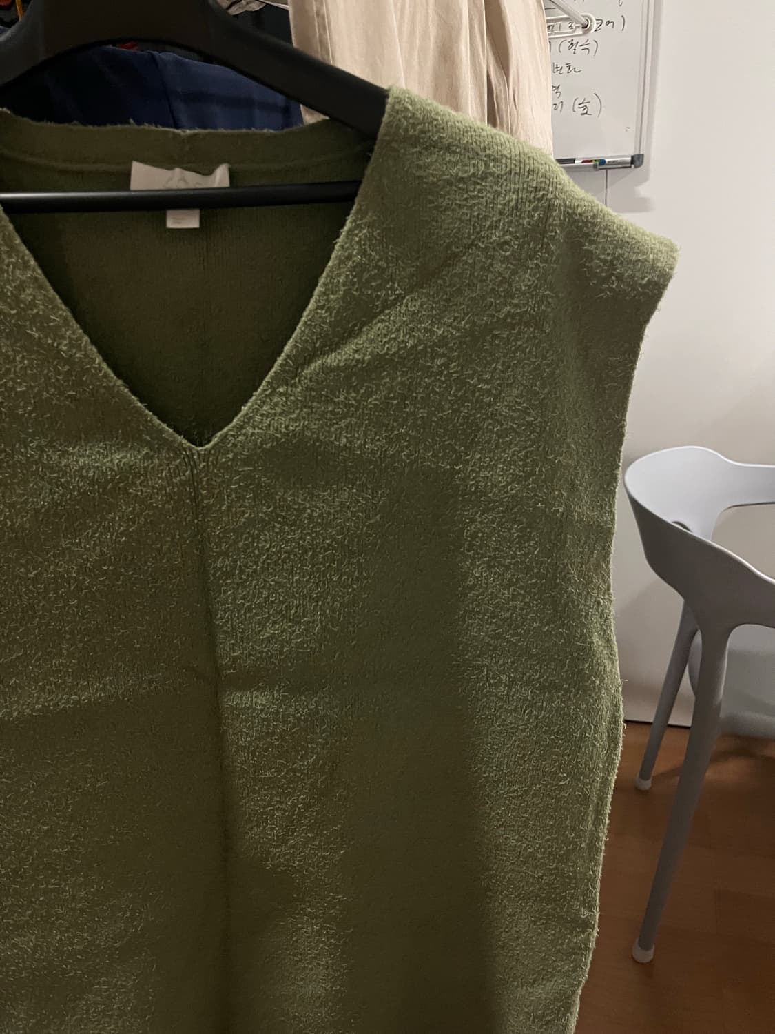 코스 cos 잔디베스트 S 팝니다 상품이미지5