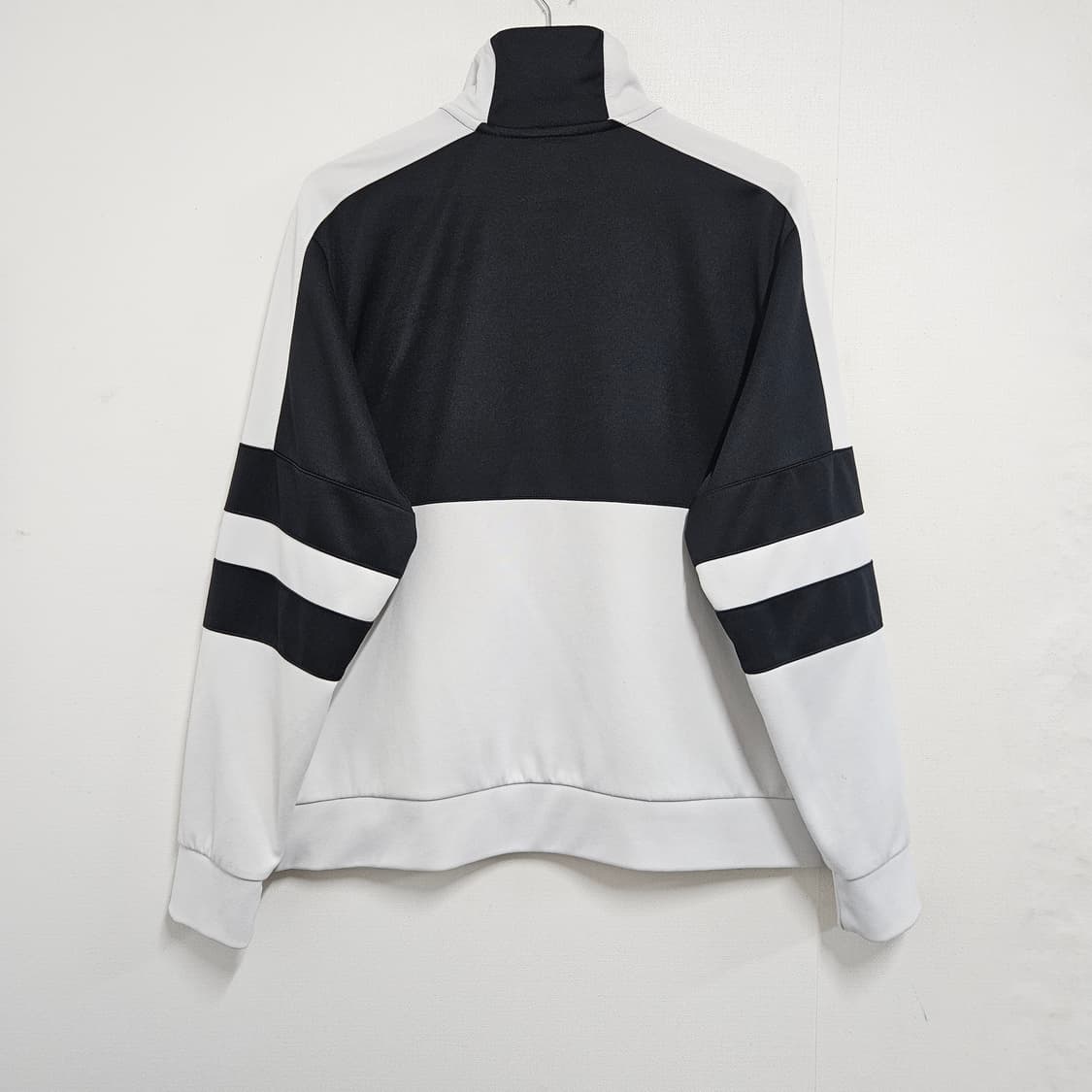 L 나이키 검흰 오버핏 아노락 져지 상품이미지3