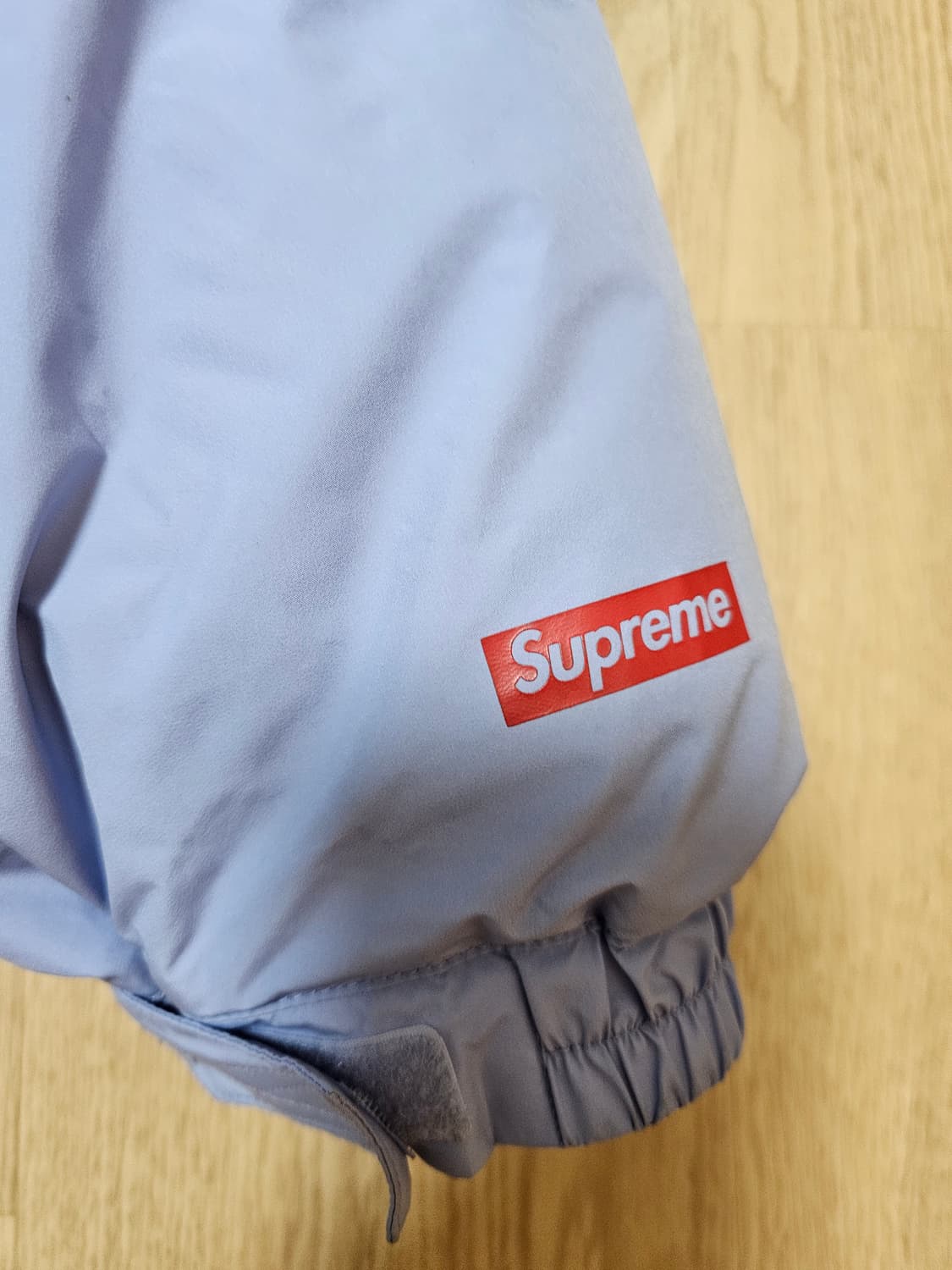 슈프림 GORE-TEX 700-Fill 다운 파카  L사이즈 상품이미지5