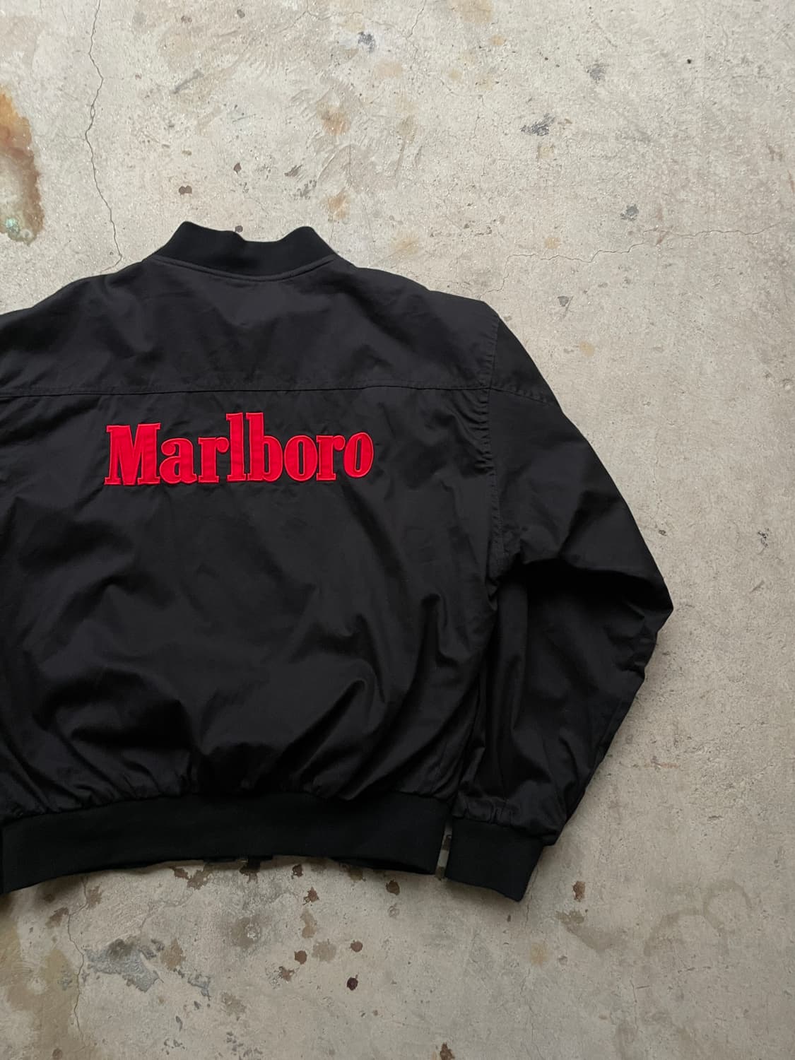 90s Marlboro Reversible Bomber Jacket 상품이미지3