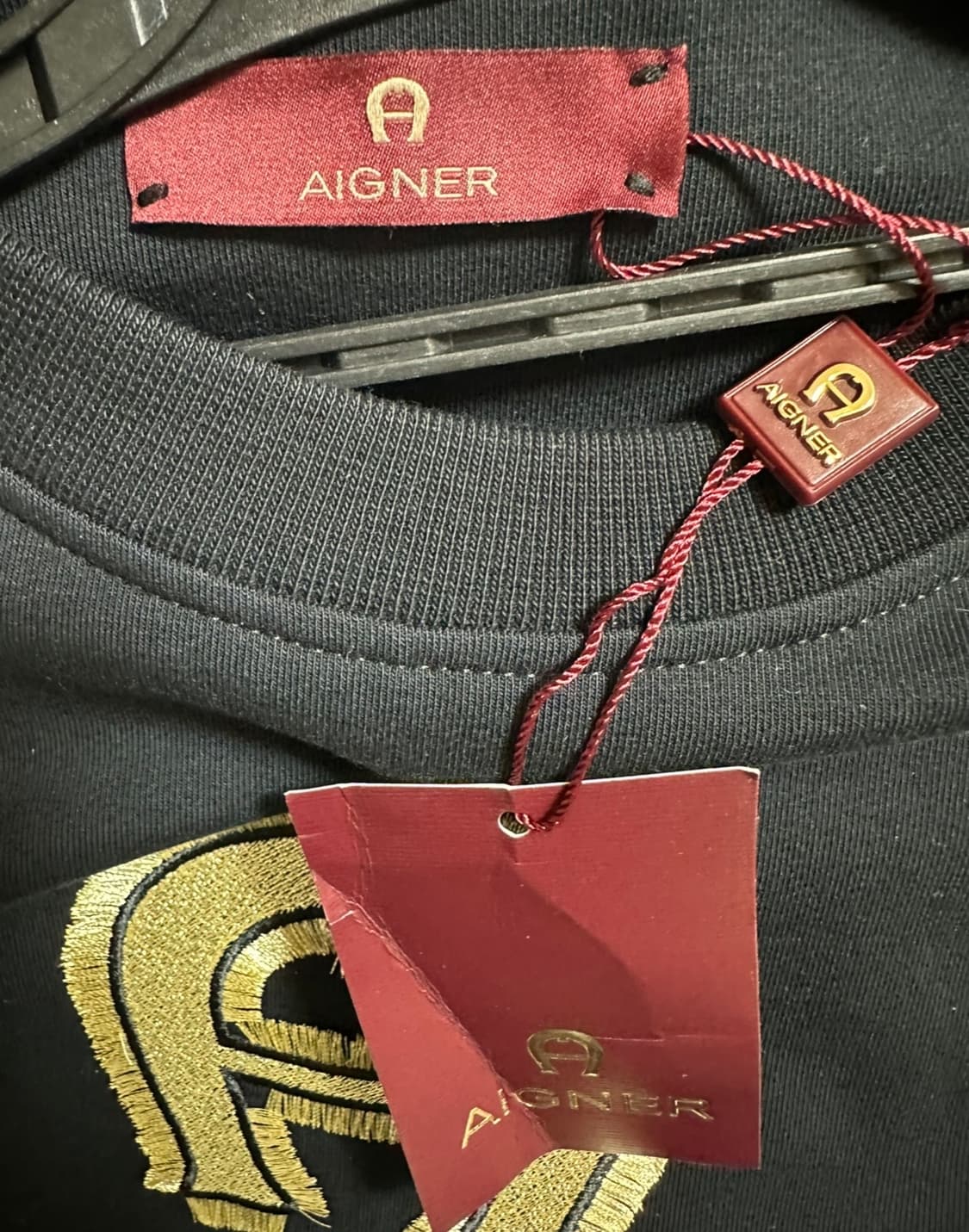 아이그너 한정판블랙 맨투맨 골드 로고  상품이미지5