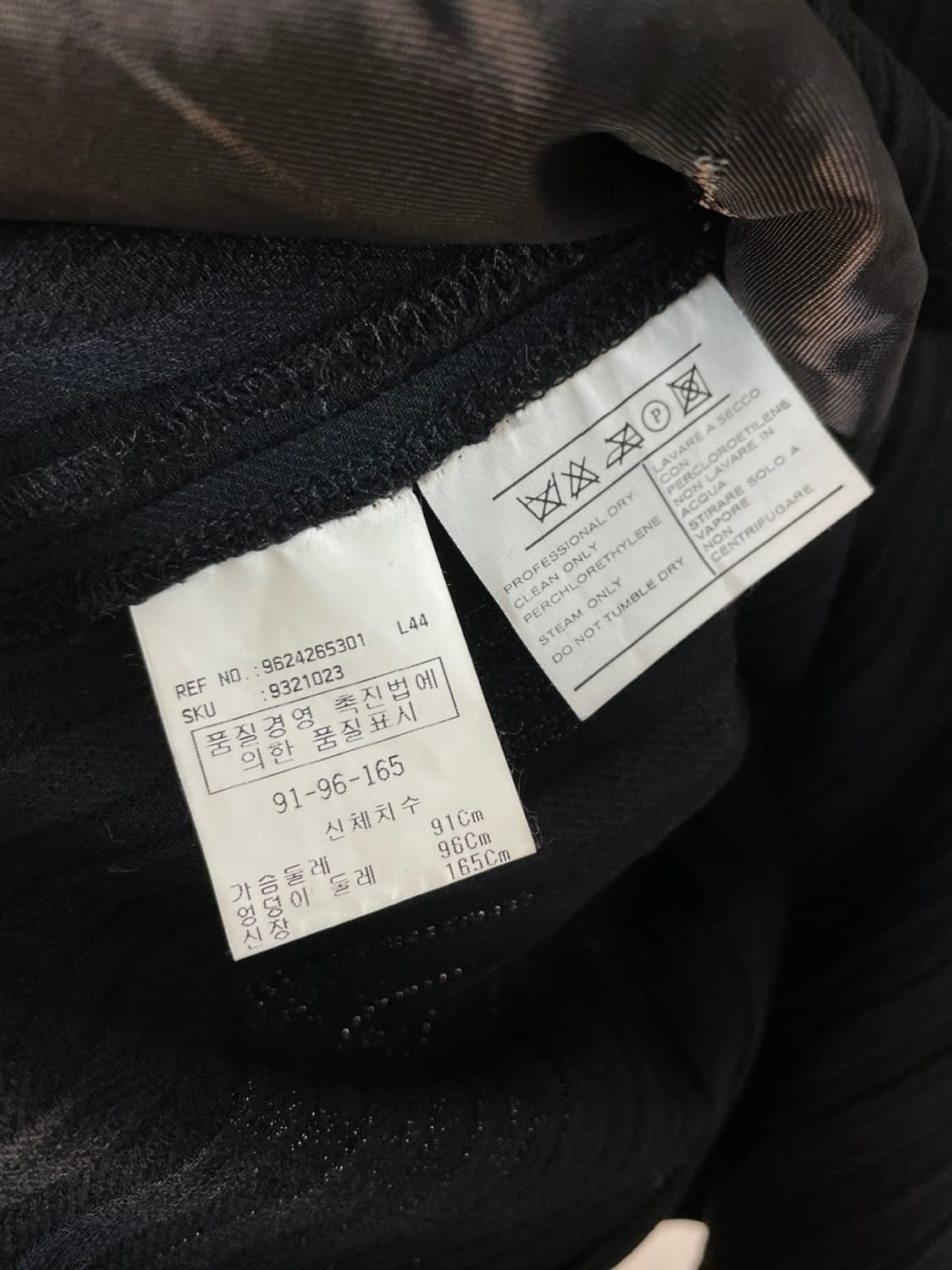 살바토레 페라가모 플리츠 자켓 상품이미지8