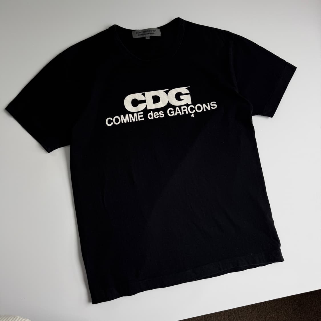 Comme des garsons  꼼데가르송 CDG 로고 블랙 반팔티셔츠 상품이미지1