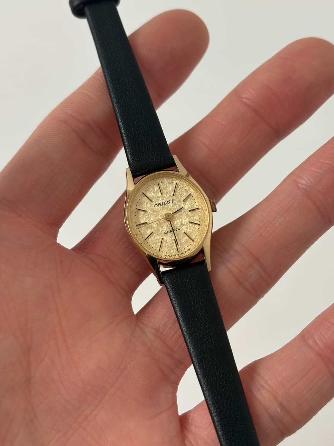 1980s Goldflake Dial Oval Ladies Quartz 상품이미지1