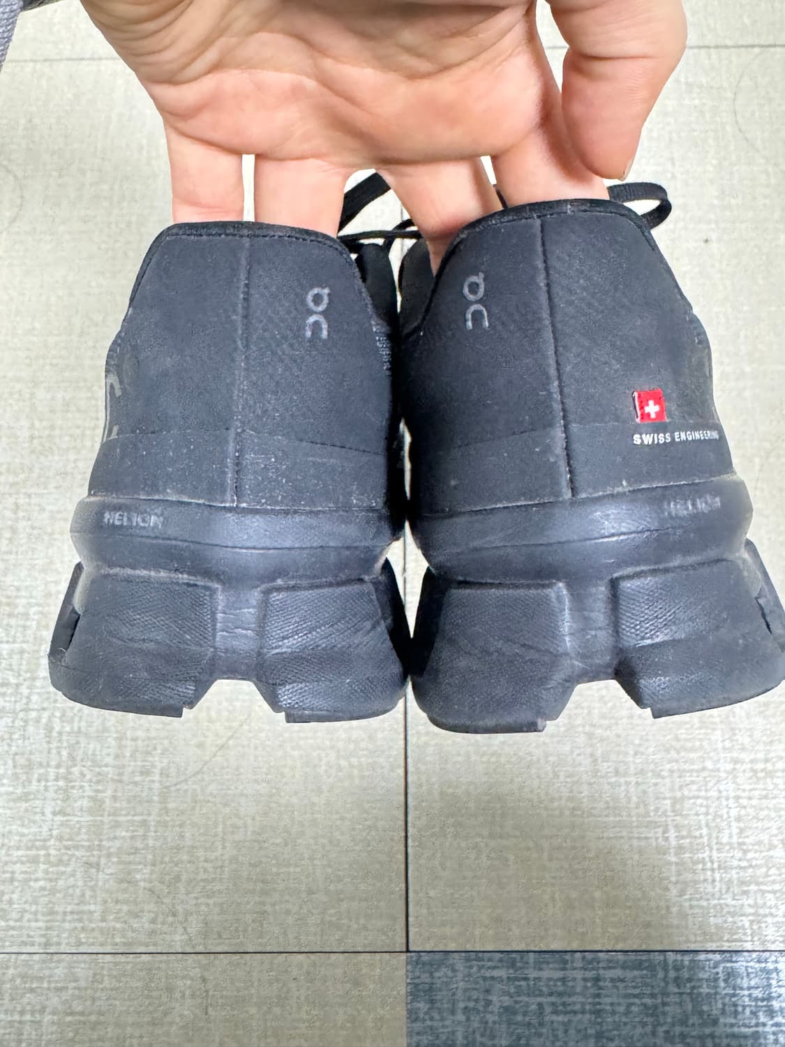 온러닝 클라우드몬스터 eu41 풀박 상품이미지7