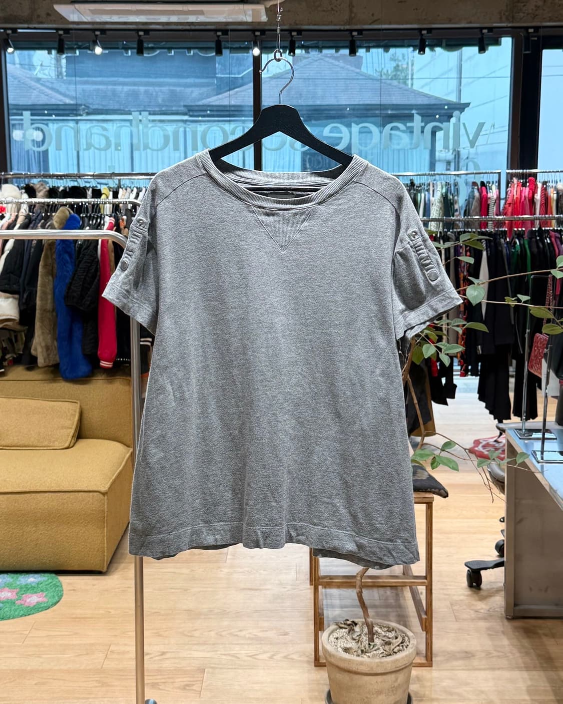 드리스 반 노튼 그레이 롤업 탭 하프티 상품이미지1