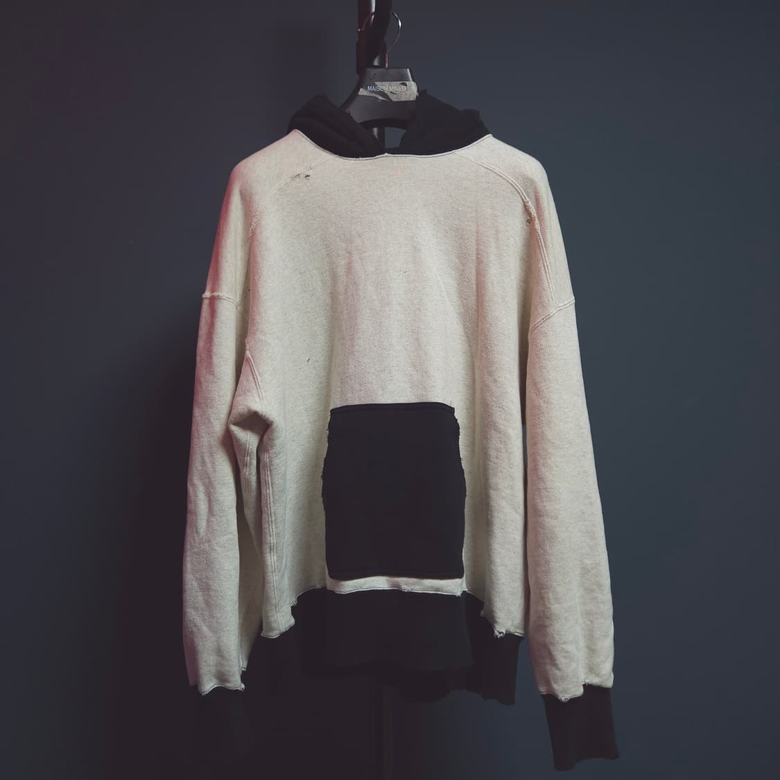 Ancellm 안셀름 컬러블록 디스트레스드 후디 상품이미지1