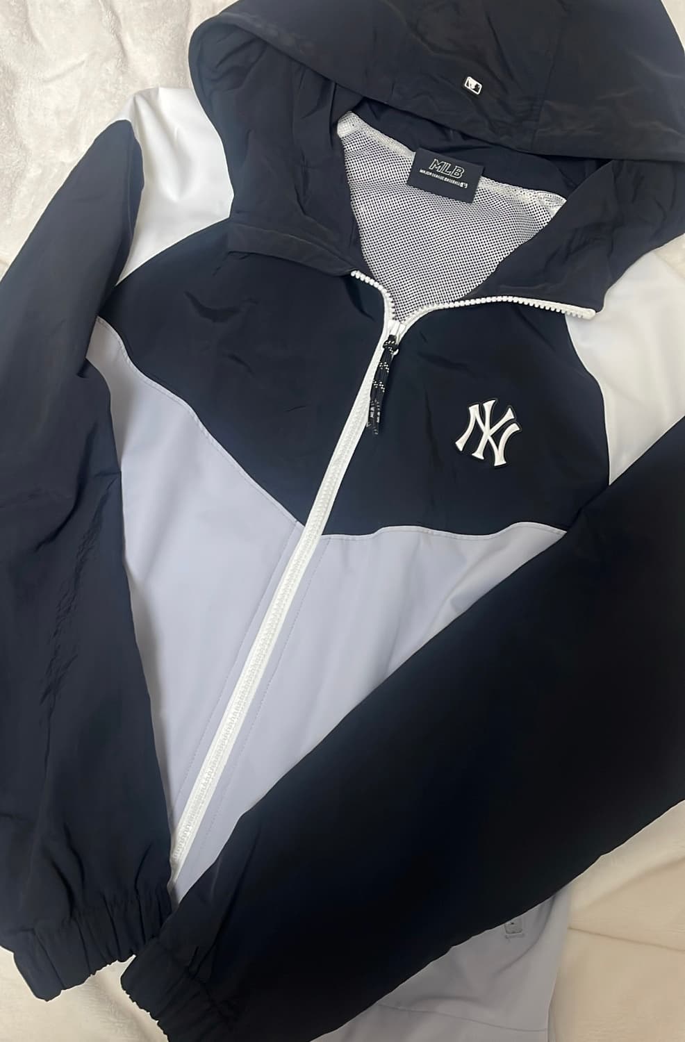 MLB 엠엘비 바람막이 상품이미지1