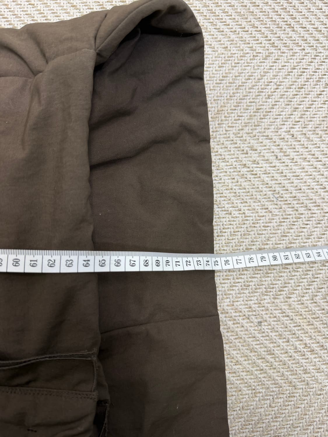 정품) 구호 여성 오버사이즈 브라운 구스경량 패딩 81 상품이미지9