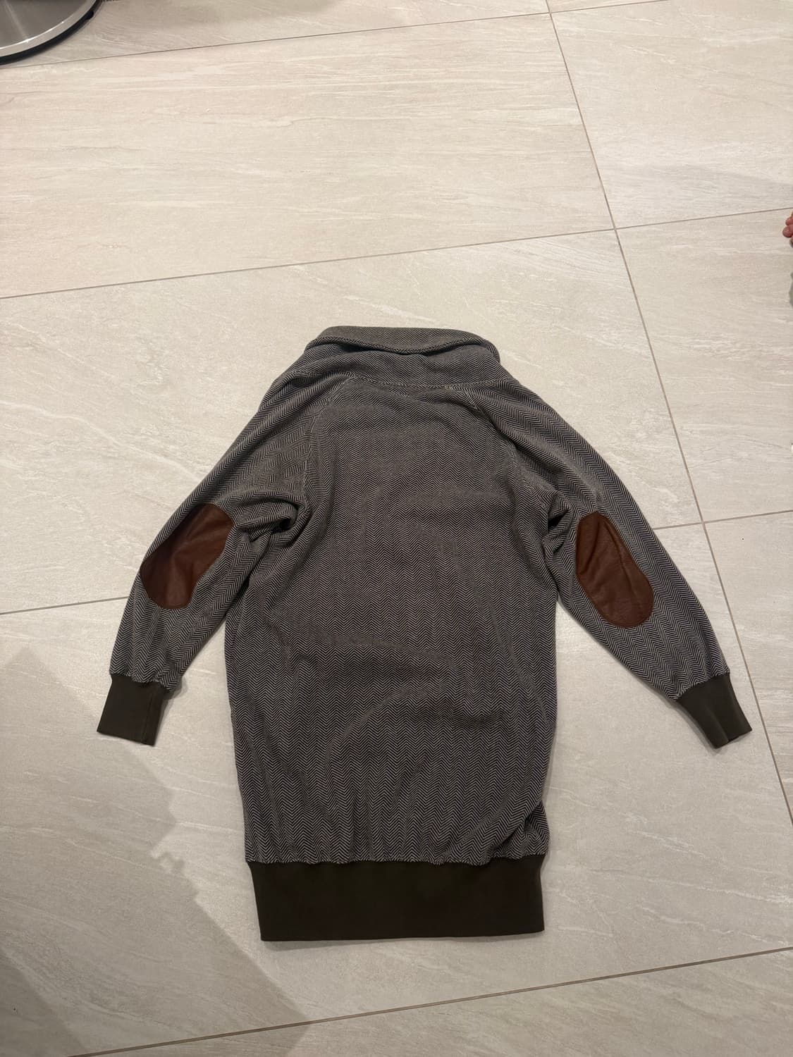 캐피탈 헤링본 패턴 롱가디건 상품이미지3